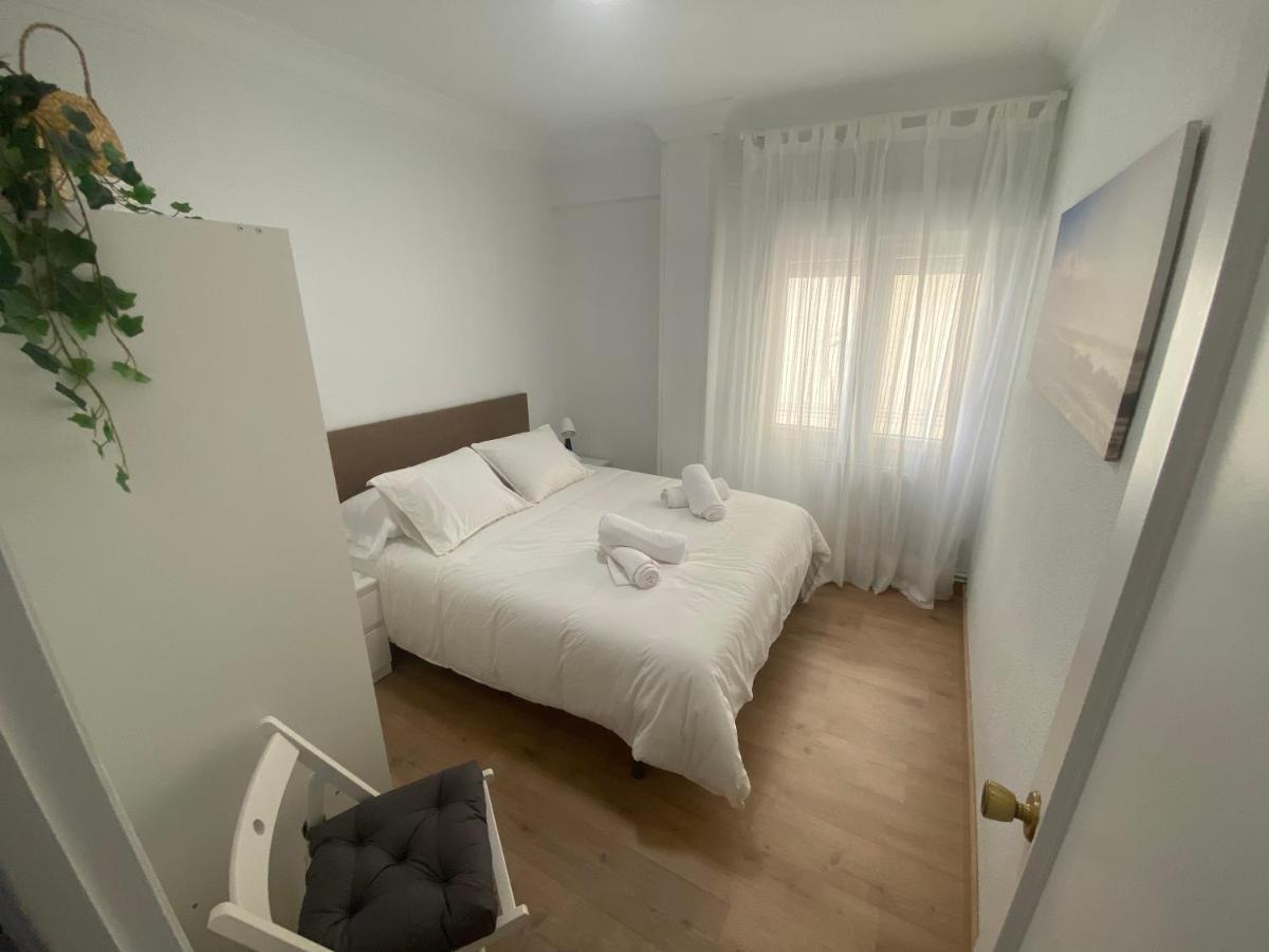 Appartamento Pleno Centro, Cerca De Todo Con Wifi Gratis Y Ascensor Santander Esterno foto
