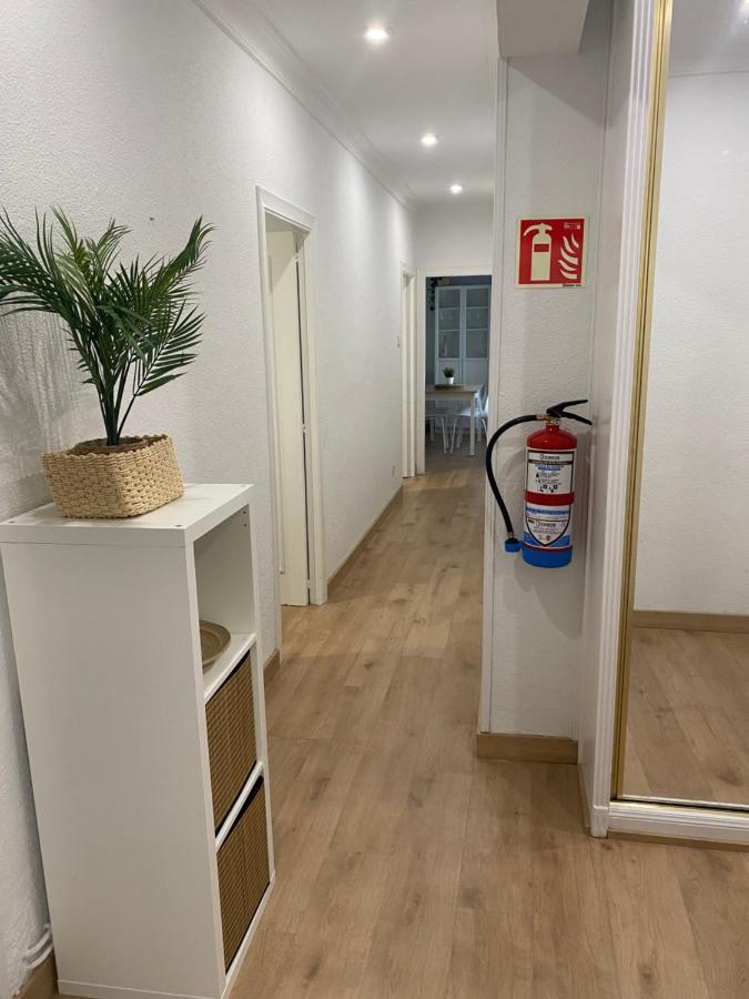 Appartamento Pleno Centro, Cerca De Todo Con Wifi Gratis Y Ascensor Santander Esterno foto